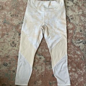 Fabletics workout tights. Tan and white. Never worn. Missing tags.